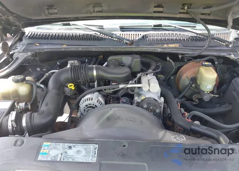 2002 Chevrolet Silverado 1500 из США, поврежденный, VIN 2GCEC19W321316445